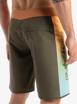 Surfsilk Holmes 20